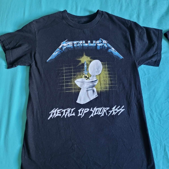 3/$50 Unisex short sleeve Metallica band t - Picture 2 of 2